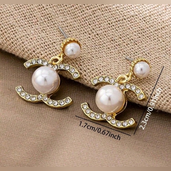 Chanel Style Earrings - Picture 9 of 9